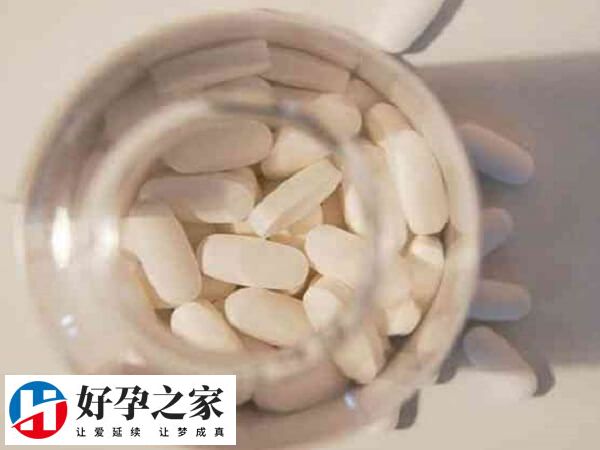 乙烯雌酚片和雌二醇都是女性常用的一些雌性激素药物